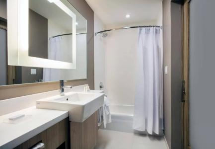 SpringHill Suites by Marriott Miami Doral - 15