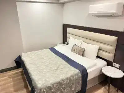 A Palace Suites - 61