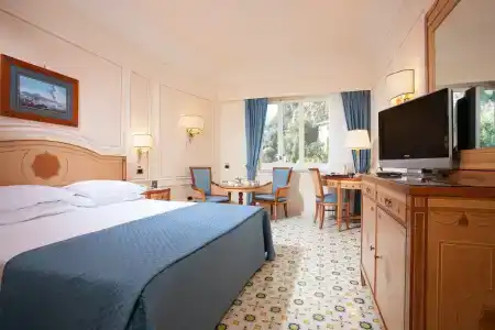 Grand Capodimonte - 9