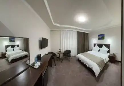 Khan Palace - 14
