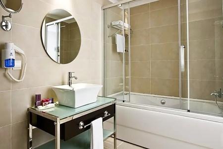 Ramada & Suites Kemalpasa - 52