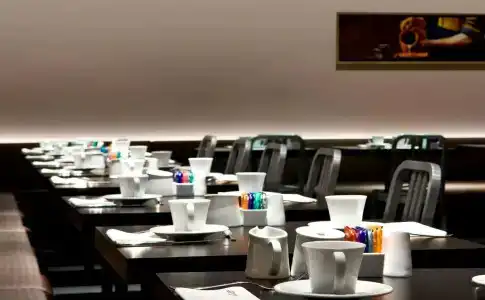 Tryp By Wyndham Antwerp - 10