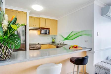 Pacific Broadbeach - 58
