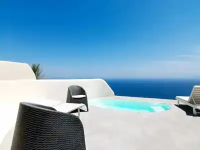 Dome Santorini Resort & Spa - 64