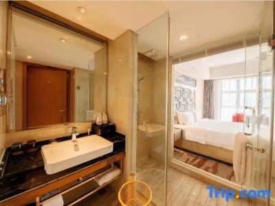 Chongqing Wenyue - 44