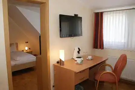 & Restaurant zur Loreley - 10