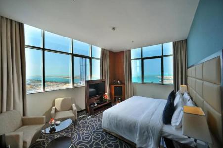 Ramada Abu Dhabi Corniche - 34