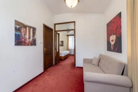 Arc de Triomphe by Residences - 56