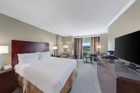 Renaissance Dallas North - 19