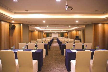 DoubleTree by Hilton Chongqing North - 18