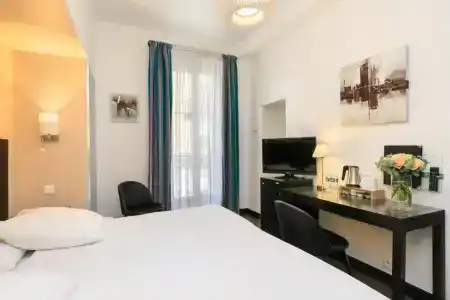 Florence Nice - 80