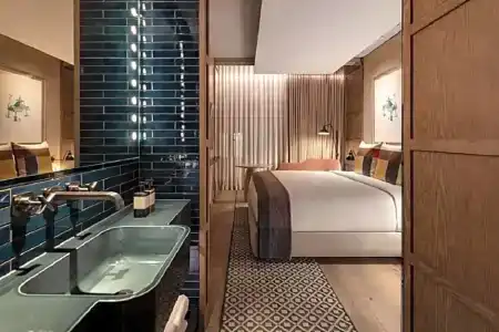 The Londoner - 20
