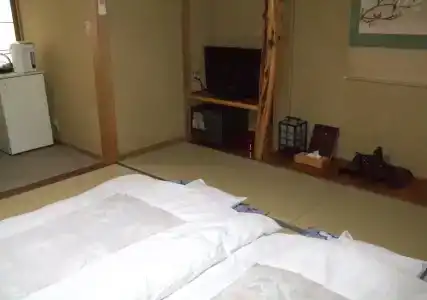 Marunaka Ryokan - 0