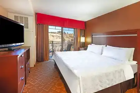 Holiday Inn & Suites Downtown, an IHG - 91