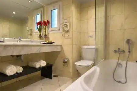 Ariti Grand - 11