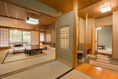 Yamanakaonsen Hanamurasaki - 4