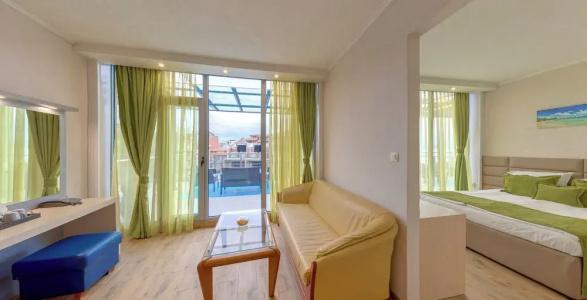 Sol Marina Palace - 88