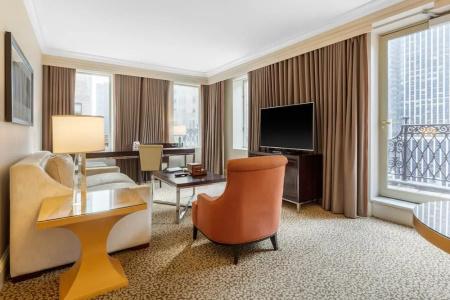 Omni Berkshire Place - 61