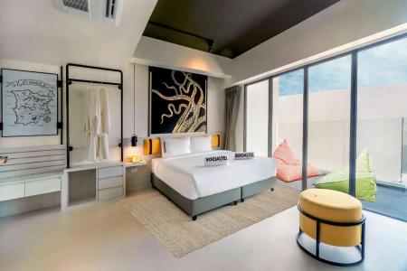 SocialTel Samui - Adults - 17