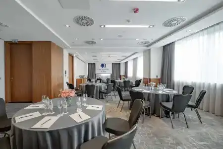 DoubleTree by Hilton Zagreb - 25