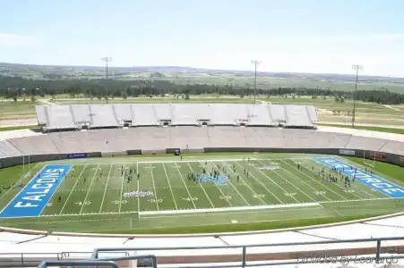 Hampton Inn Central Air Force Academy - 9