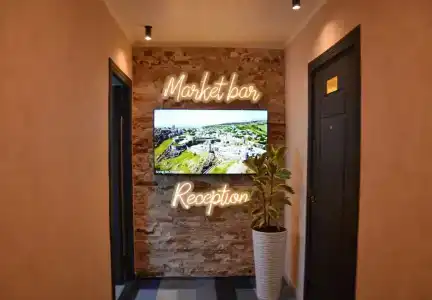Season Suite Apart - 15