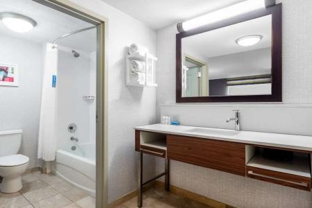 Hampton Inn & Suites Minneapolis St. Paul Airport - Mall of America - 75