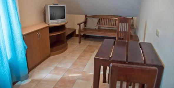 Opey De Place - 97