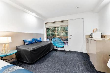 Bay City (Geelong) - 30