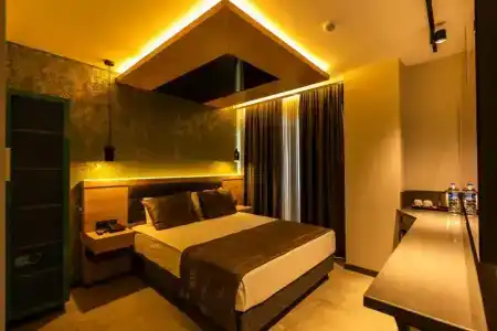 Peramis & Spa - 36