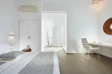 Santa Maria Luxury Suites & Spa - 41