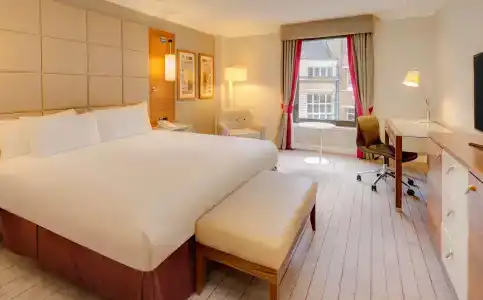 Hilton Cambridge City Centre - 3