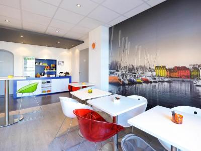 ibis Styles Vannes Gare Centre - 9
