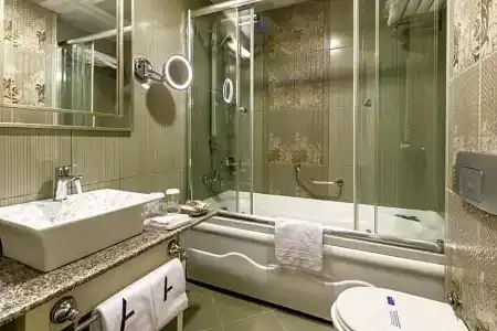 Amira Istanbul - 35
