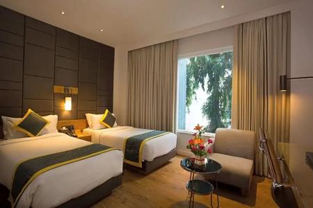 Fountain Tree By Tgi - 30