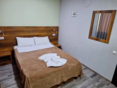 Booking name - 52