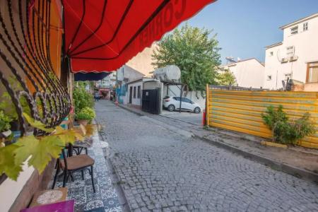 Sofia Corner - 35