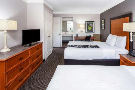 La Quinta Inn by Wyndham I-35 - 5