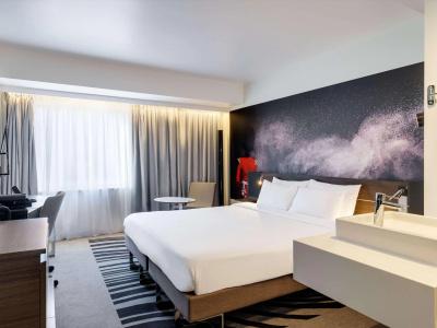 Novotel London Tower Bridge - 4