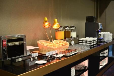 Grand Central (SG Clean, Staycation Approved) - 13