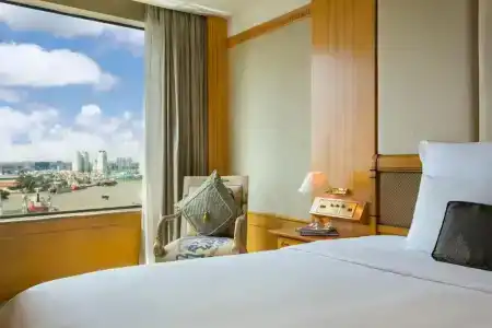 Renaissance Riverside Saigon - 169