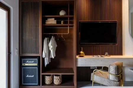 Charisma and Wellness Suites - 58