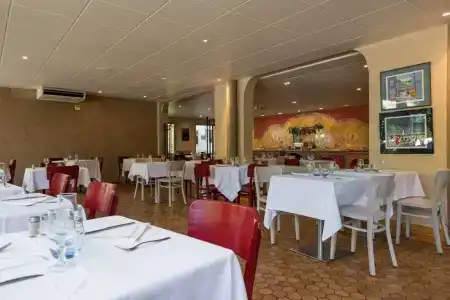 hôTel aéRoport Cannes Mandelieu - 13