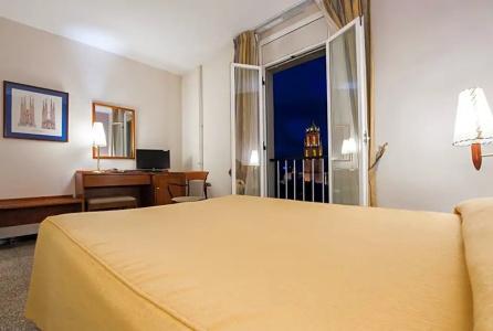 Gaudi - 30