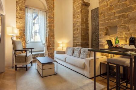 Donati Luxury Tower Suites - 189