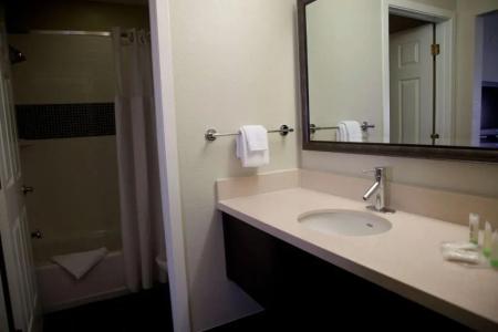 Staybridge Suites - 90