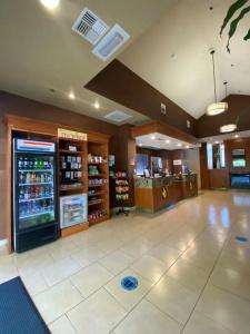 Fairfield Inn Cal Expo - 17