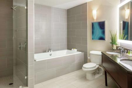 Hilton & Spa - 9