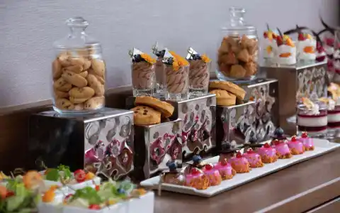 DoubleTree by Hilton Almaty - 20