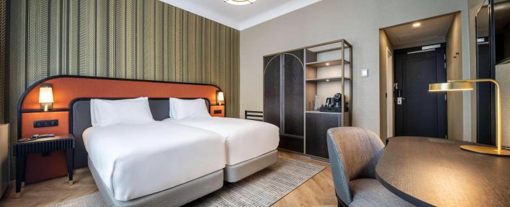 DoubleTree By Hilton Brussels City - 8